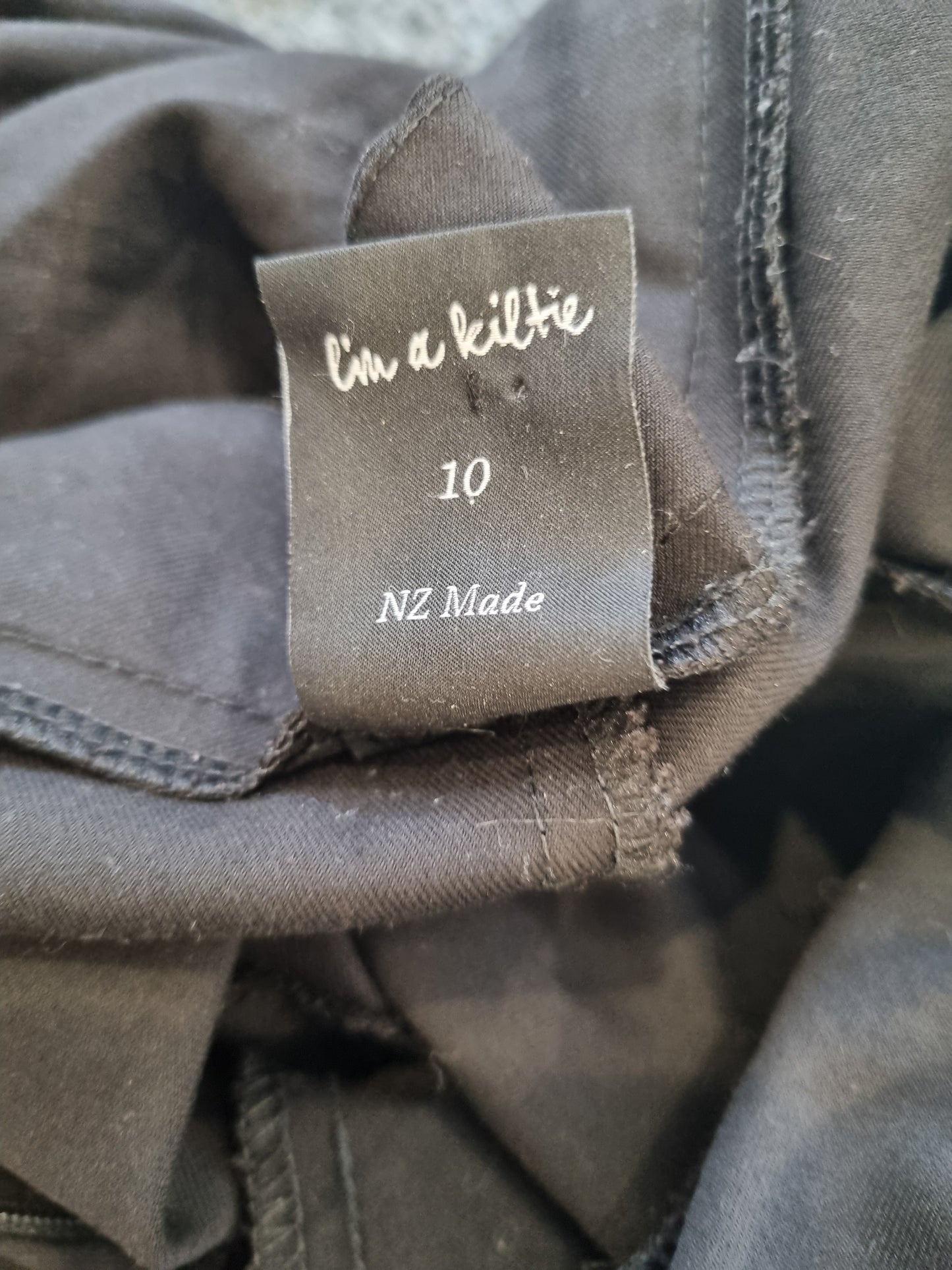 Kilt Tailored Pants - Size 10