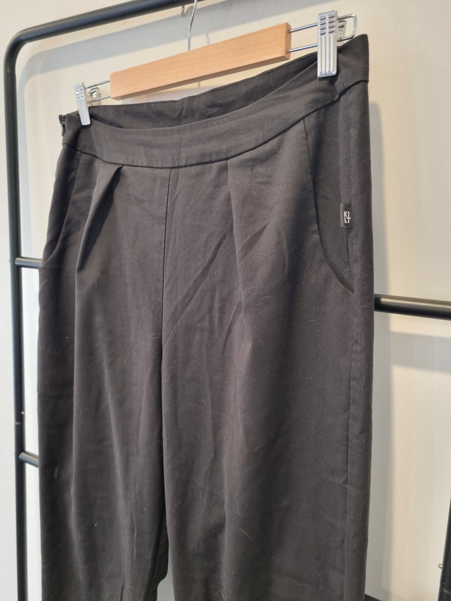 Kilt trousers - SIze 8