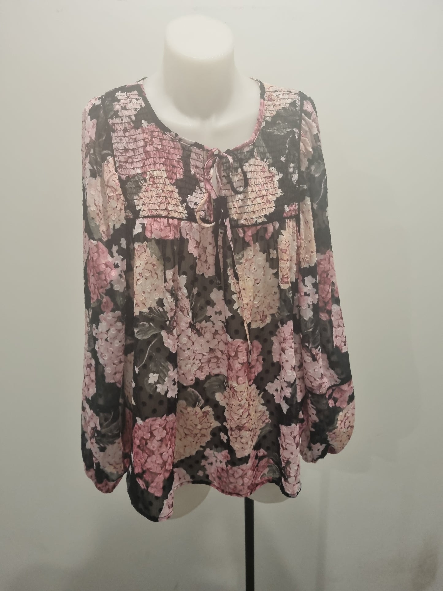 Decjuba Top - Size L