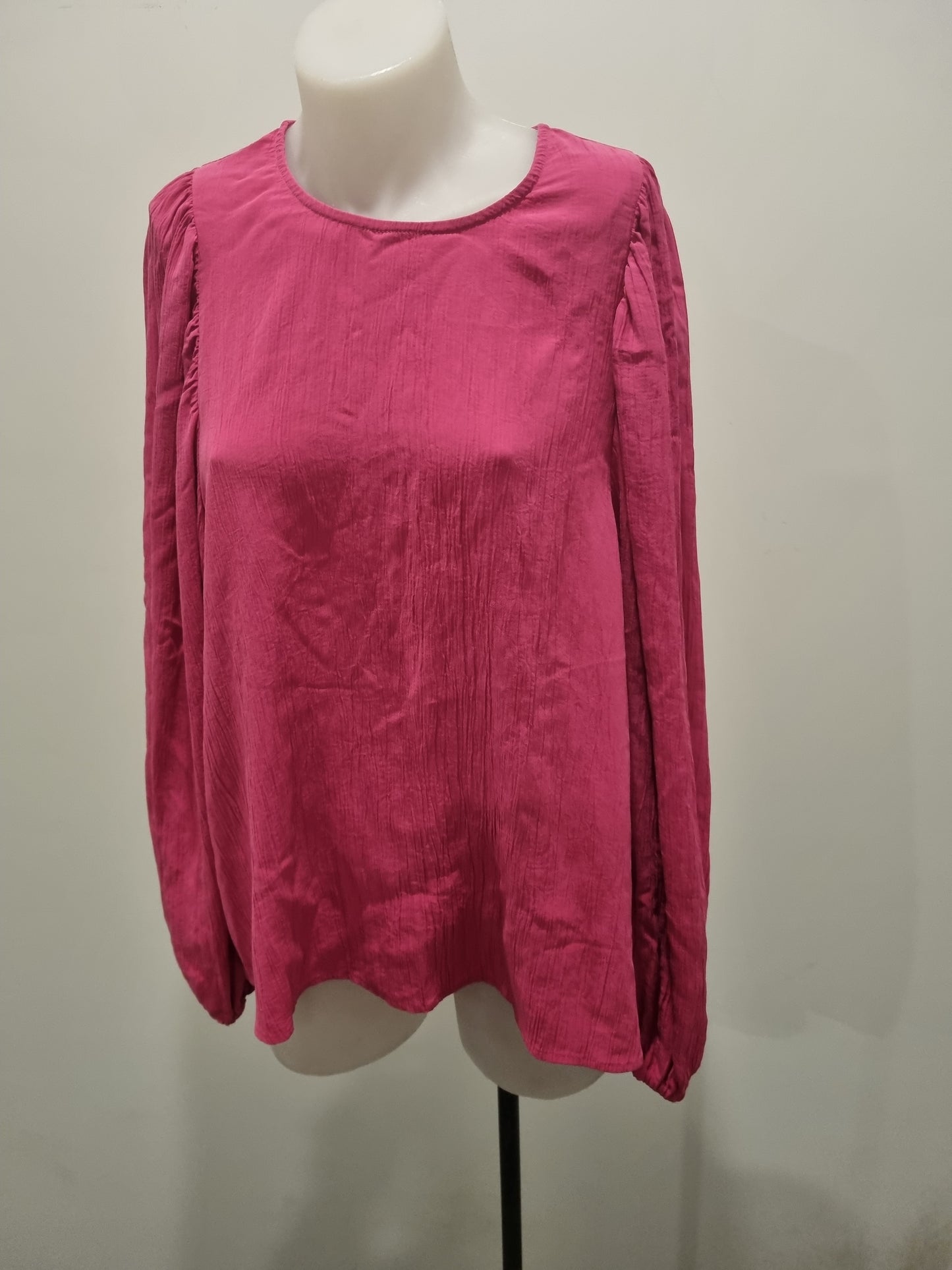 Decjuba Top - Size 10