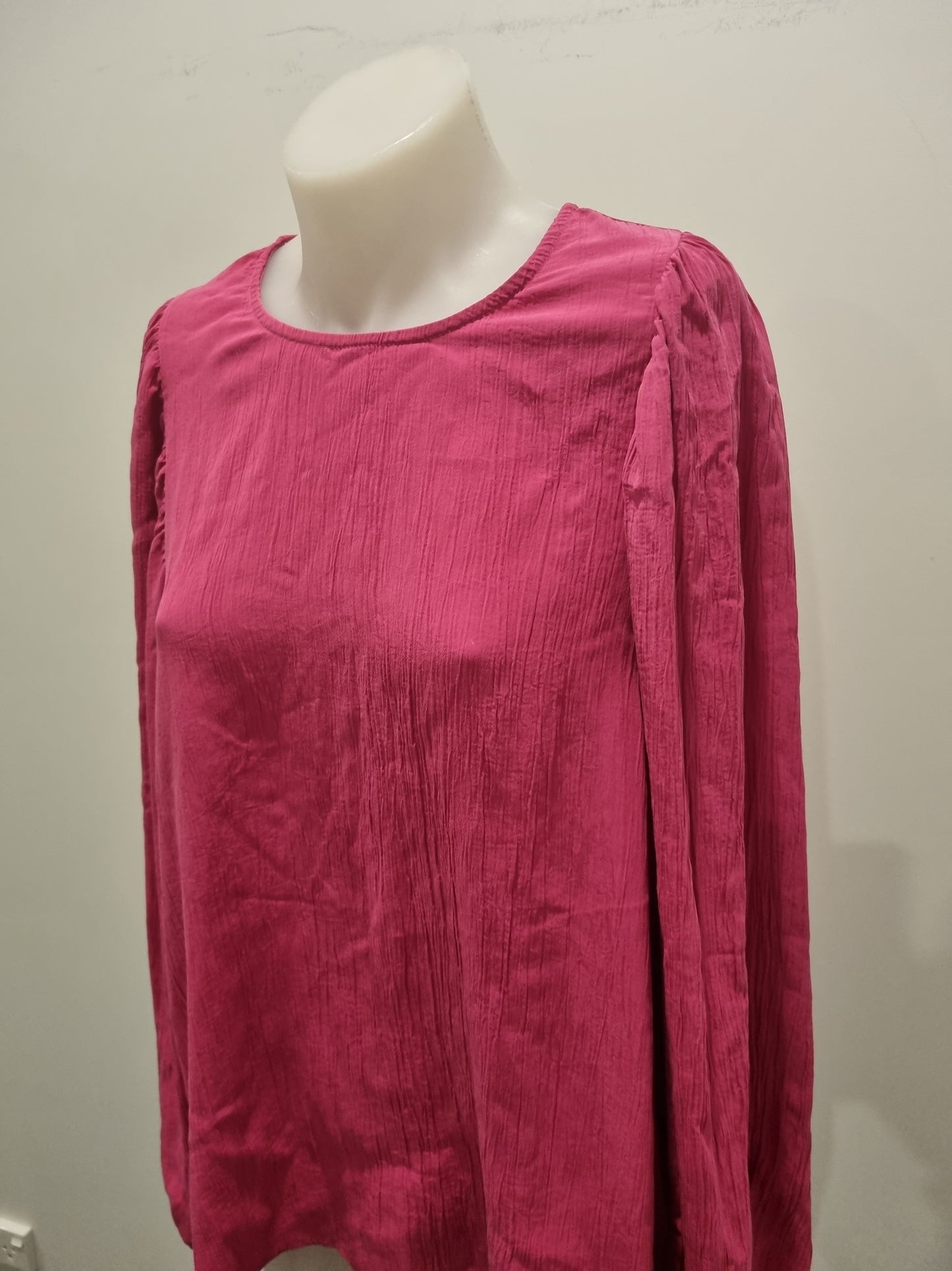 Decjuba Top - Size 10