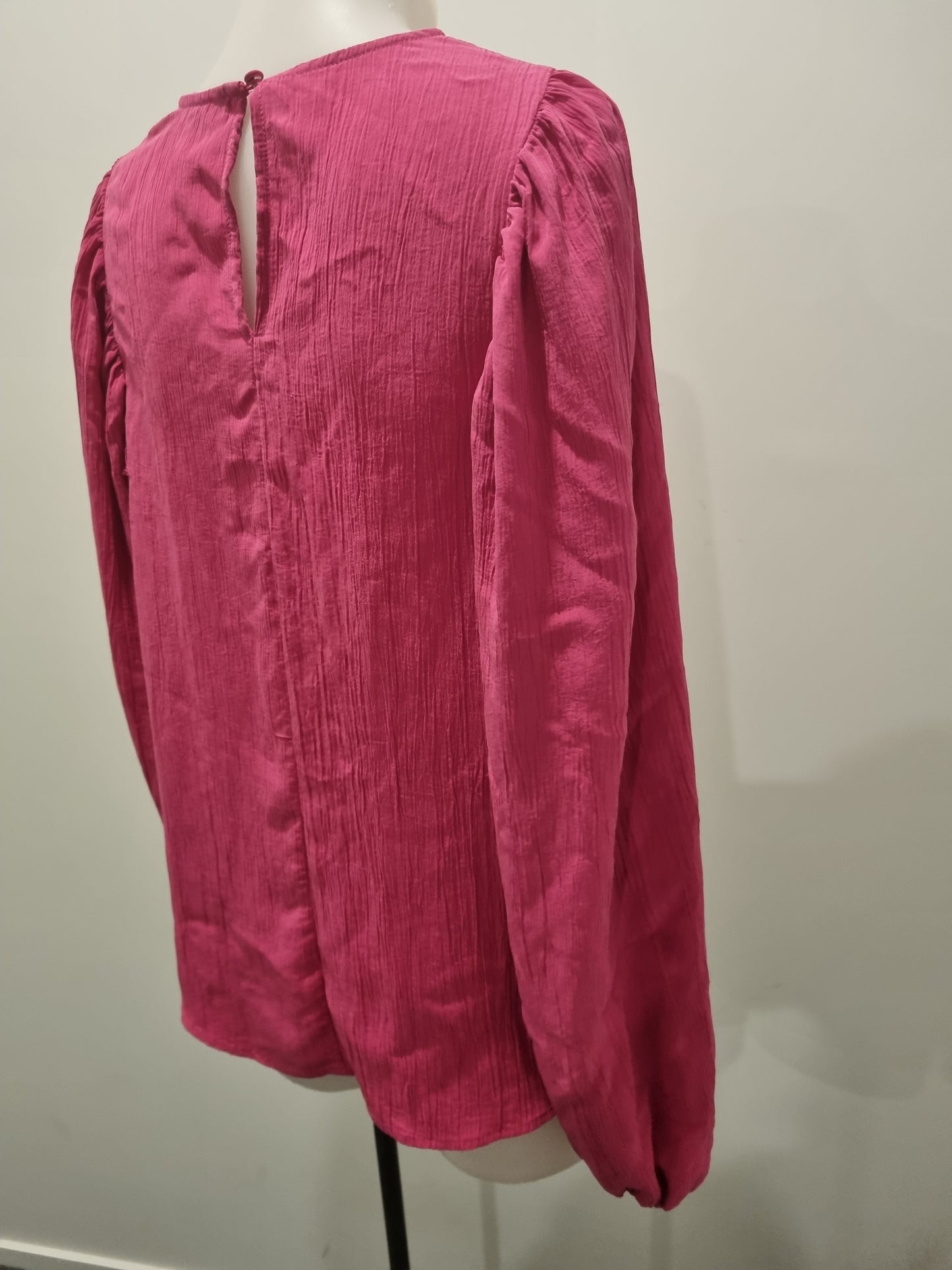 Decjuba Top - Size 10