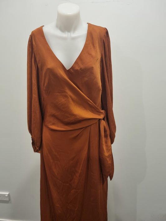 Esther Dress - Size 14 (BNWT)
