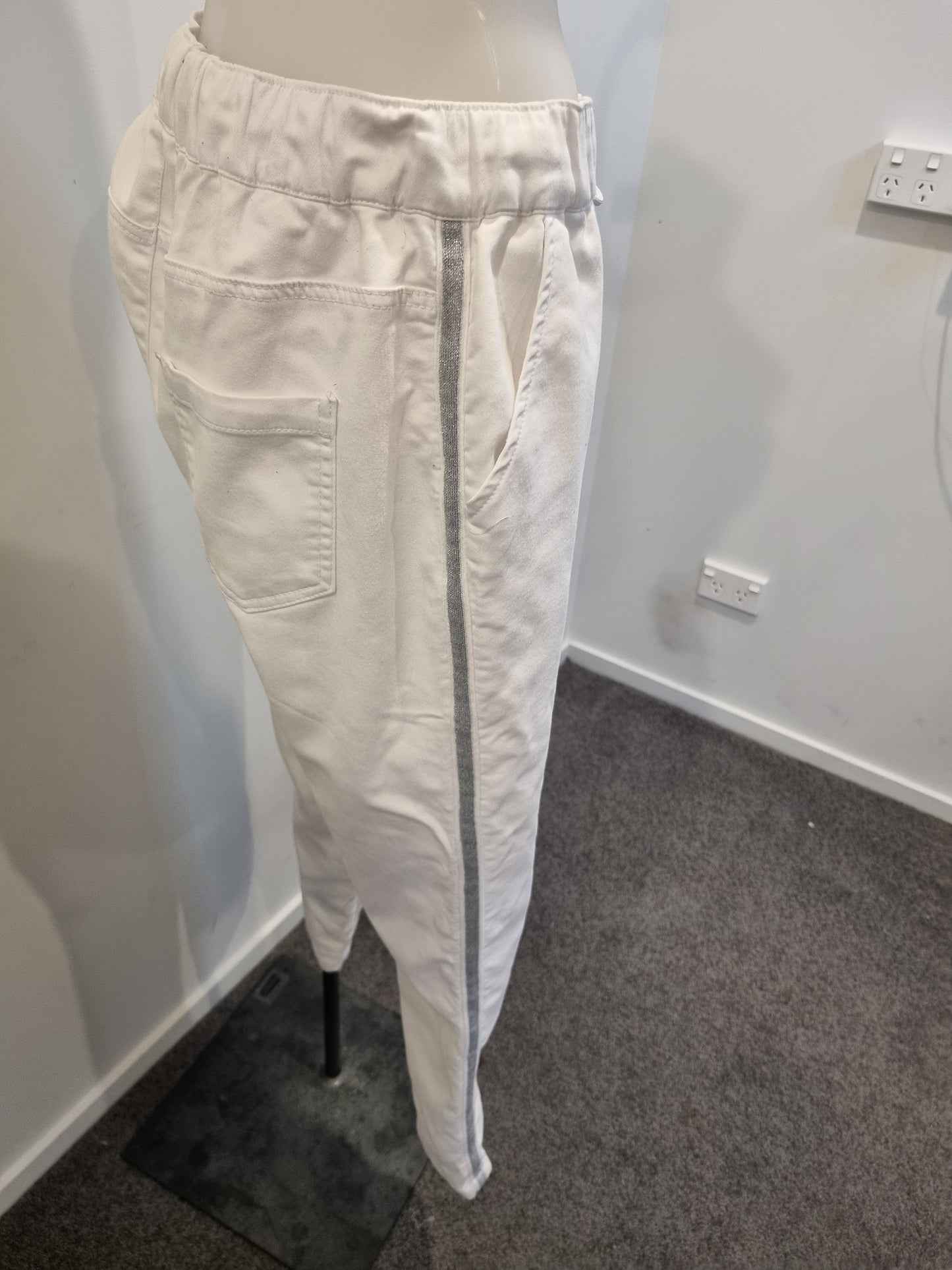 Betty Basics Denim Joggers- Size 10