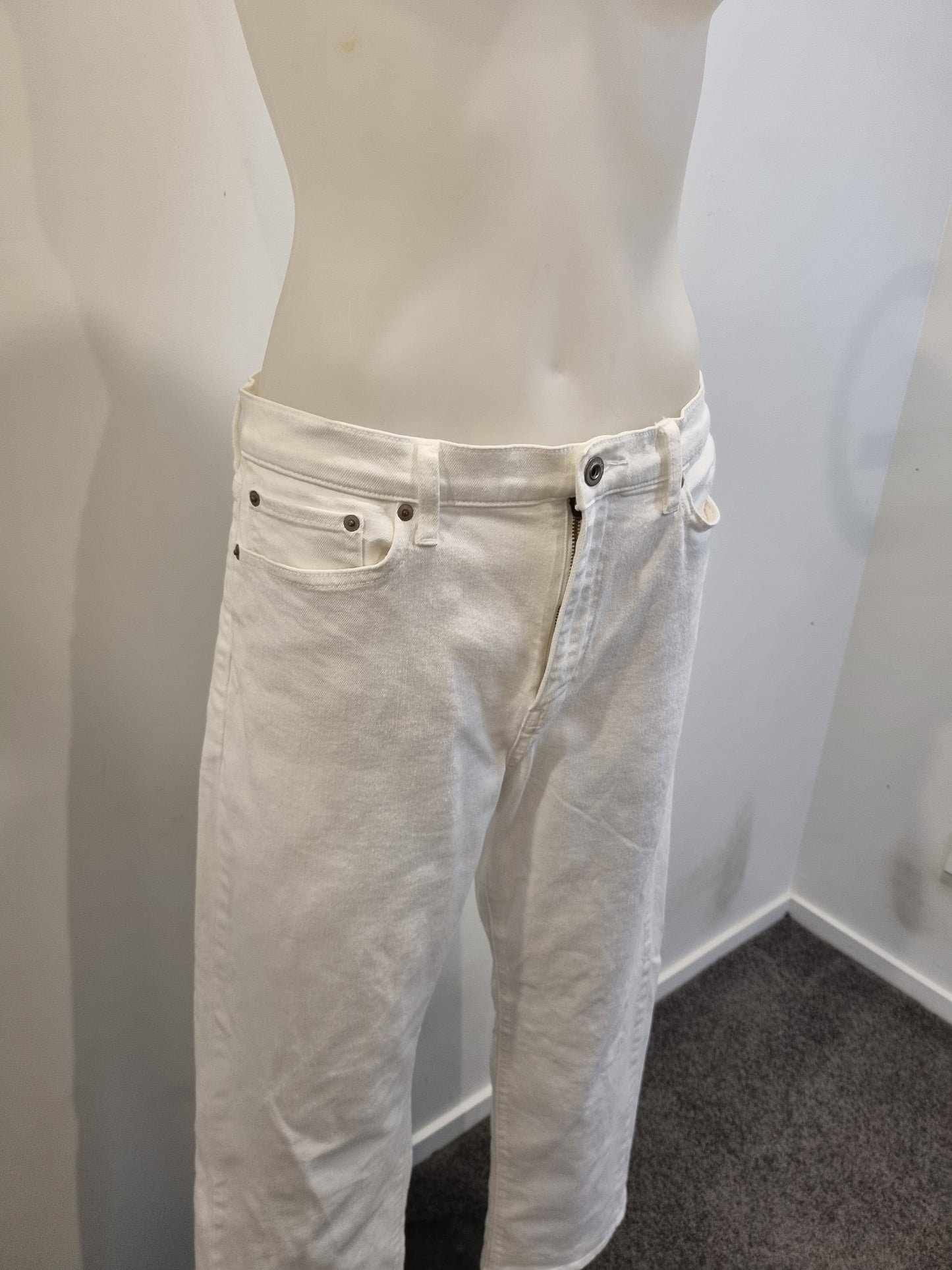 Uniqlo Jeans - Size 28 (10)