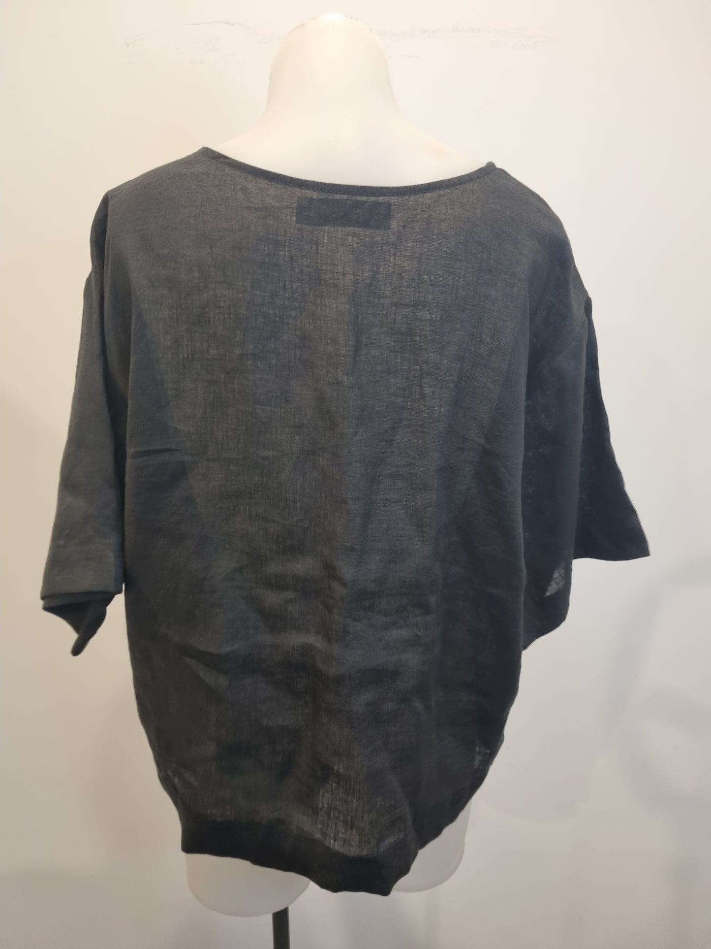 Eb & Ive Linen Top - Size S/M