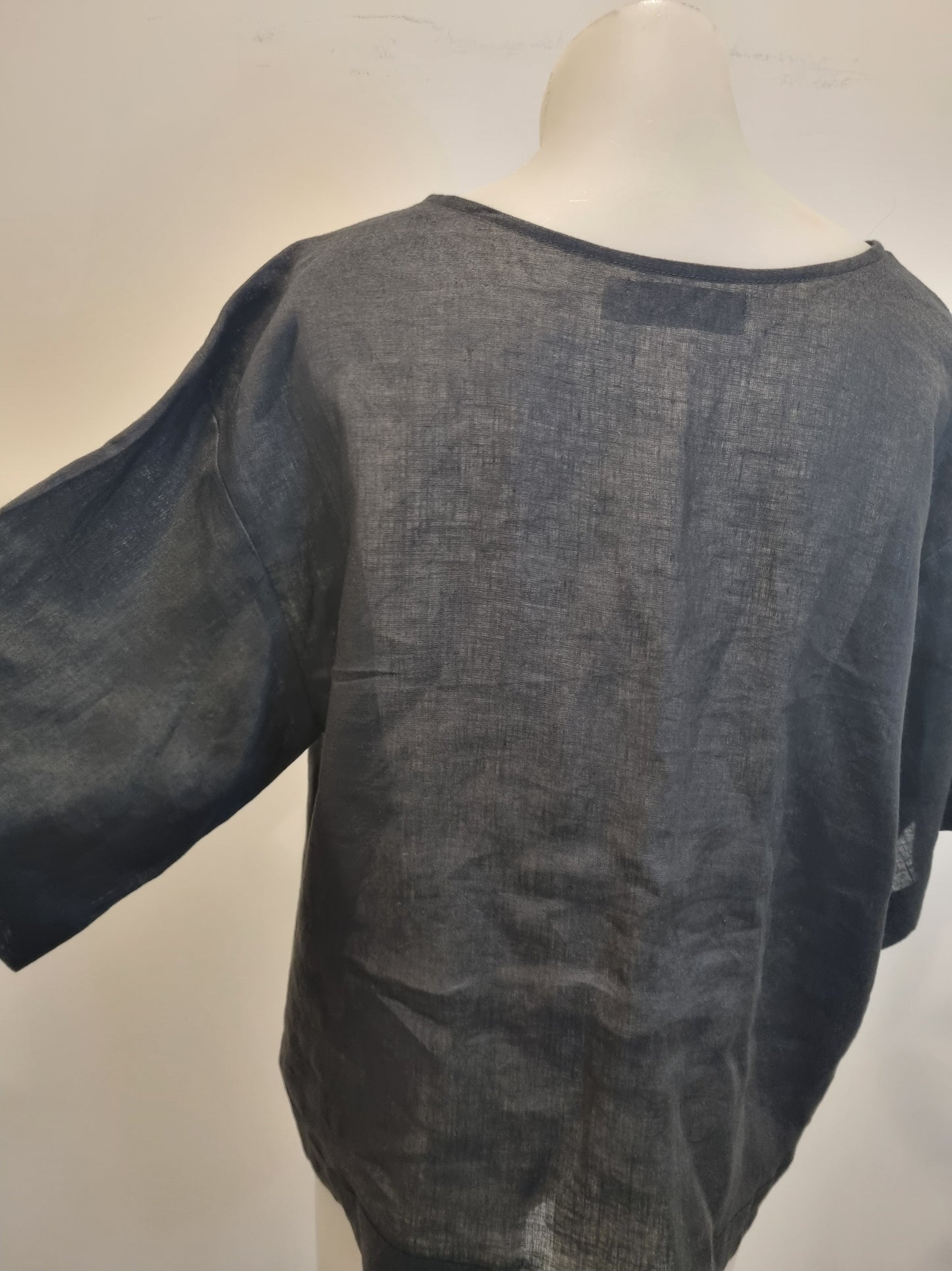Eb & Ive Linen Top - Size S/M