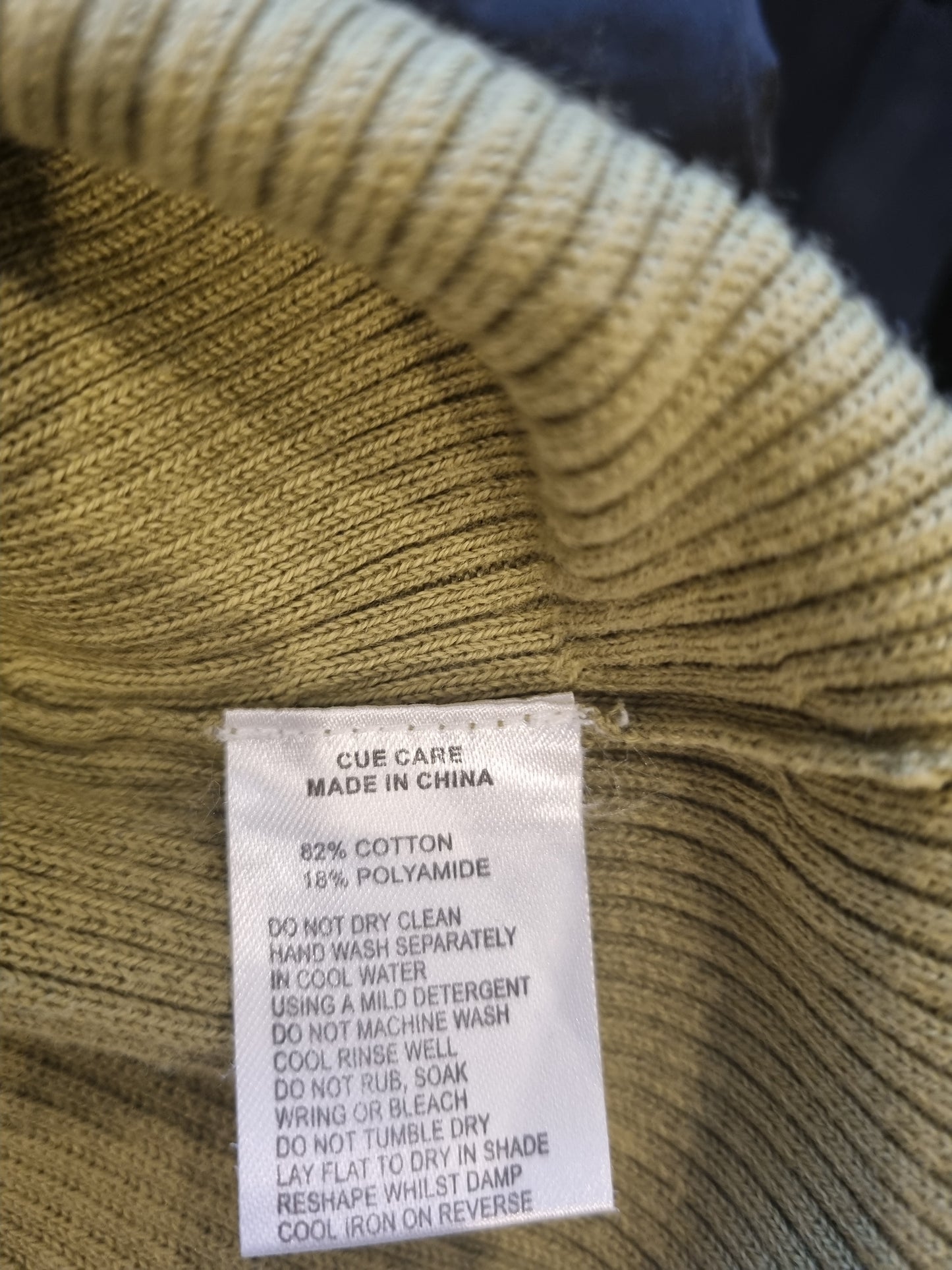 Cue Top - Size S