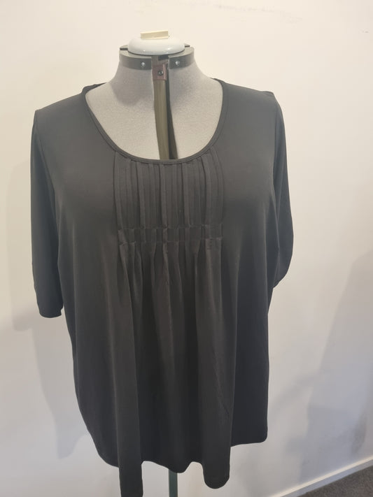 Sara Top - Size 2X (18)