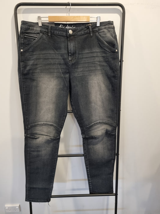 City Chic Jeans - Size 20 (BNWT)