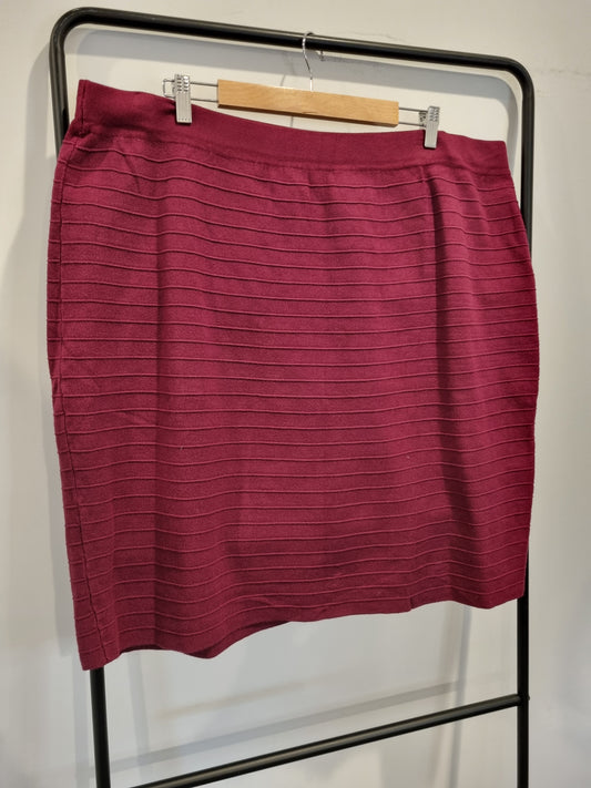 Autograph Skirt - Size 22