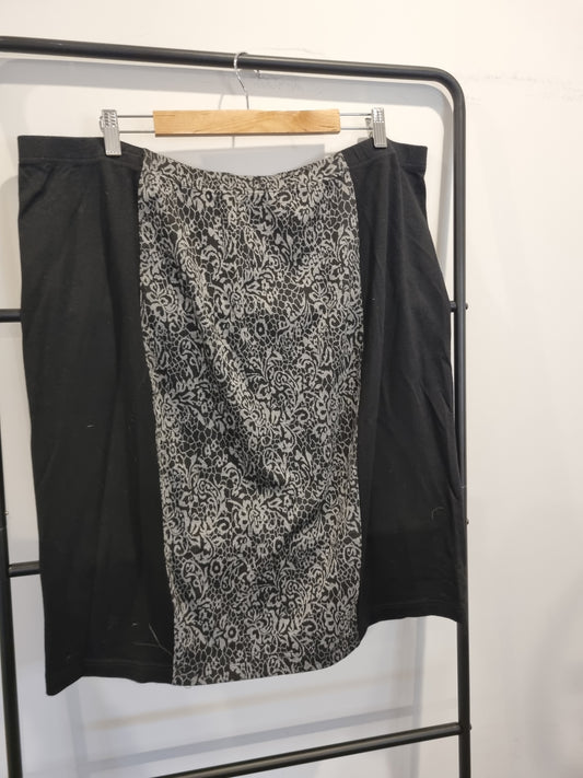 Autograph Skirt - Size 20