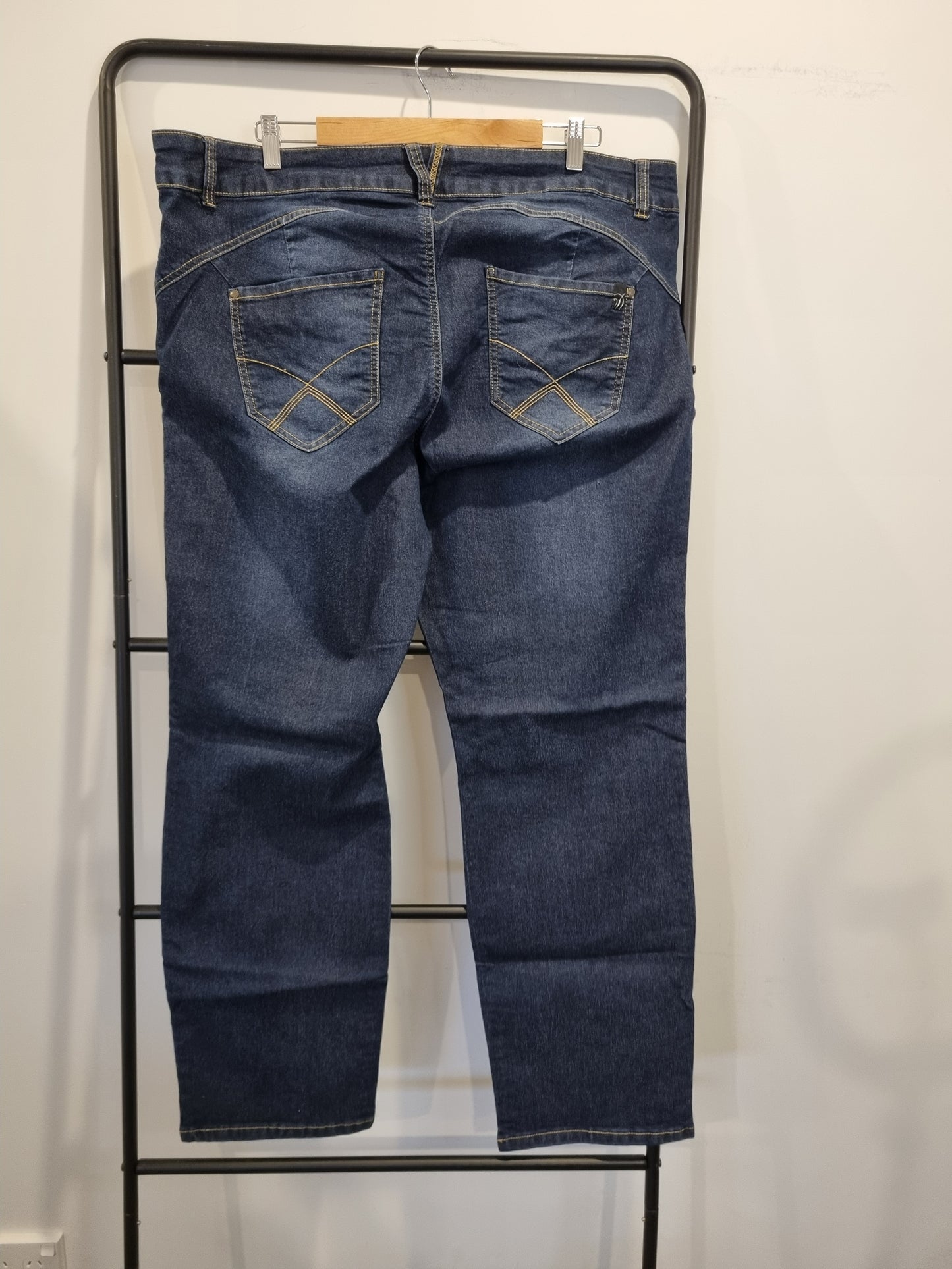 City Chic Jeans - Size 22