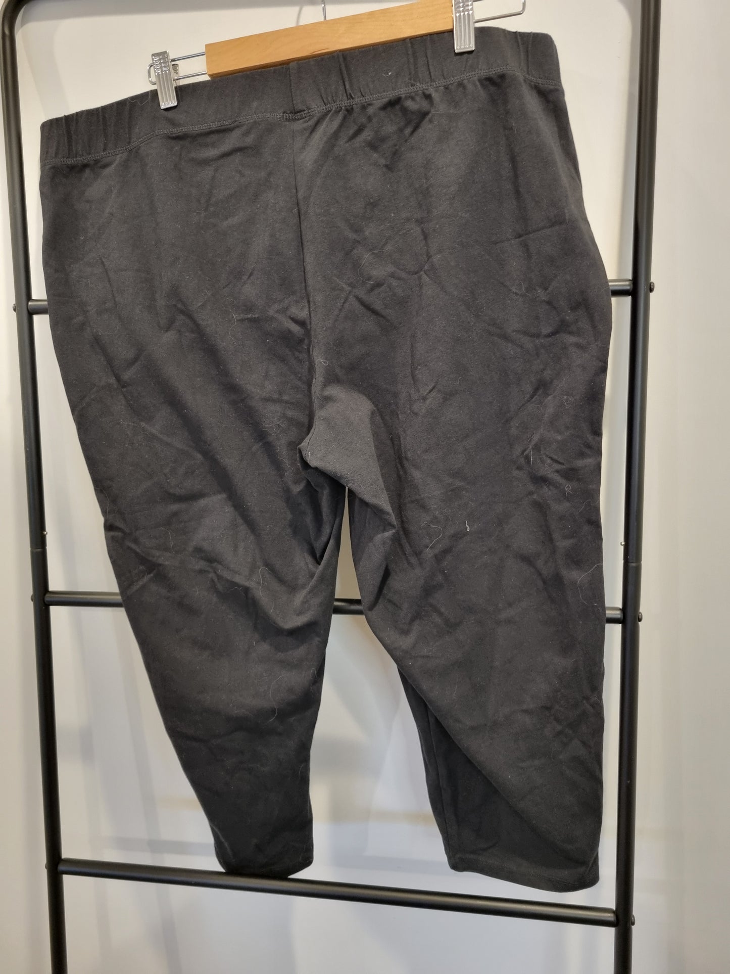 Sara Cropped Leggings - Size 24