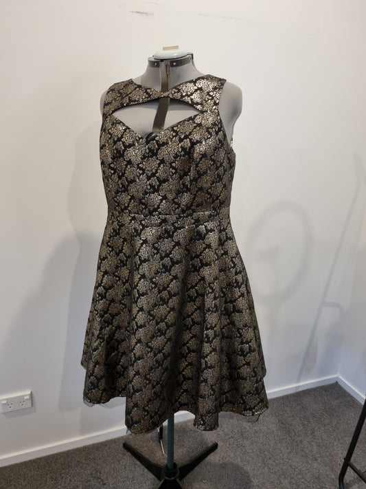 City Chic Formal Dress - Size L (20)