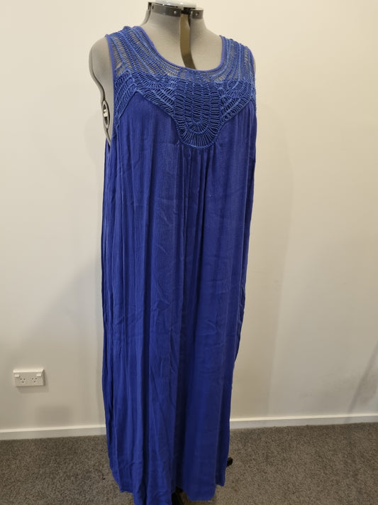 Autograph Dress - Size 22