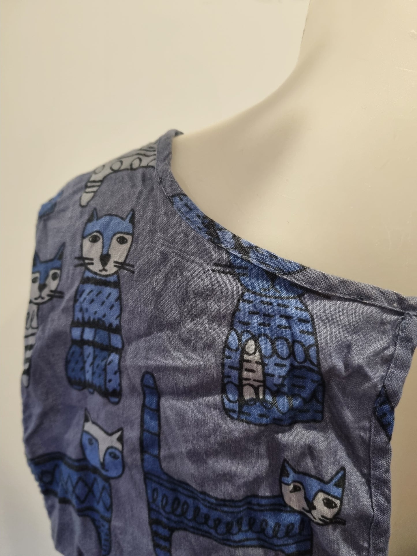Princess Highway Sleeveless Top - Size 10