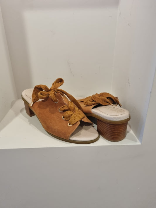 Isabella Anselmi Heels - Size 39