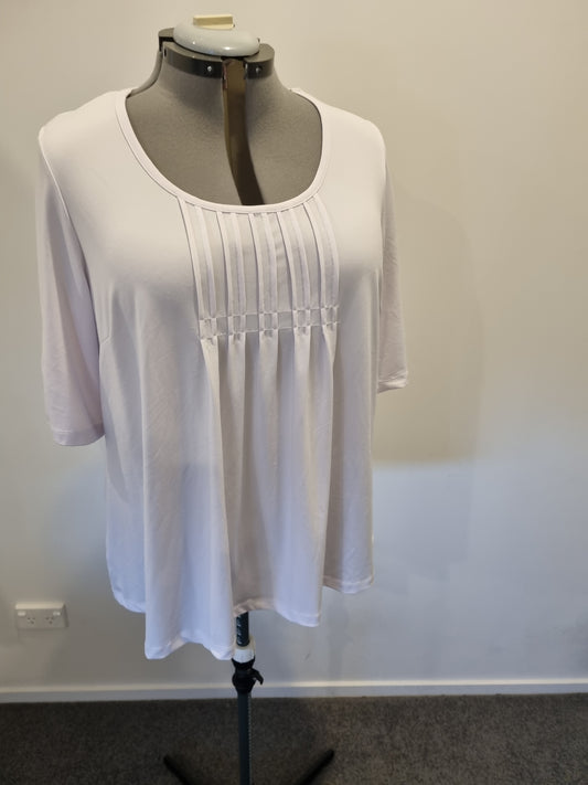Sara Top - Size 2x (20/22)