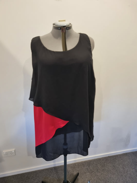 Autograph Top - Size 22 (BNWT)
