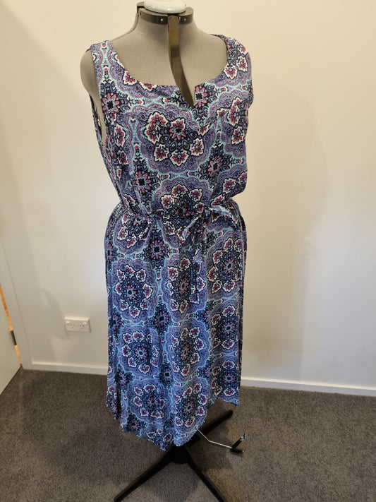 Autograph Dress - Size 20
