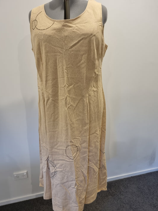 Donna-Claire Dress - Size 24