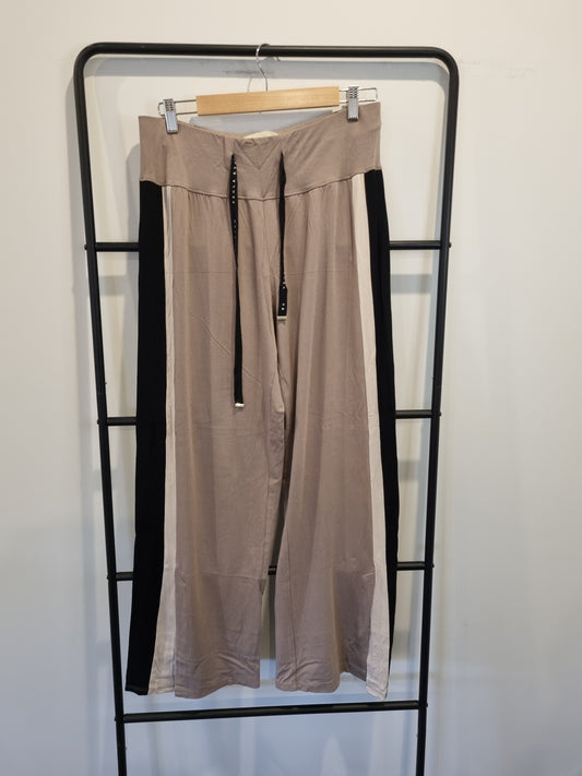 Paula Ryan Pants - Size L
