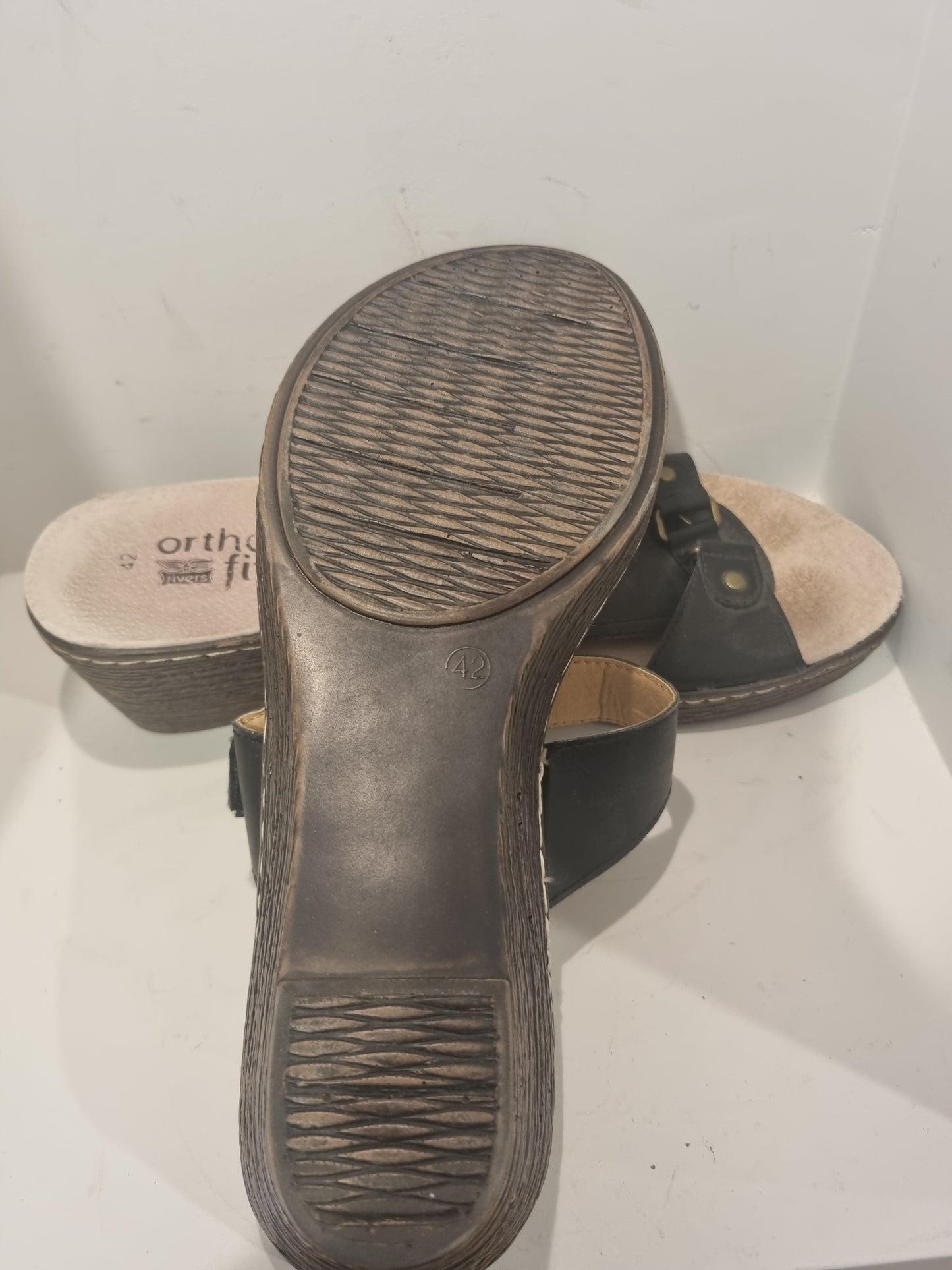Ortho Fit Low Heels - Size 42