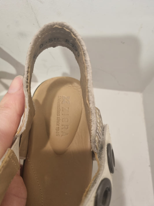 Ziera Low Heel - Size 42