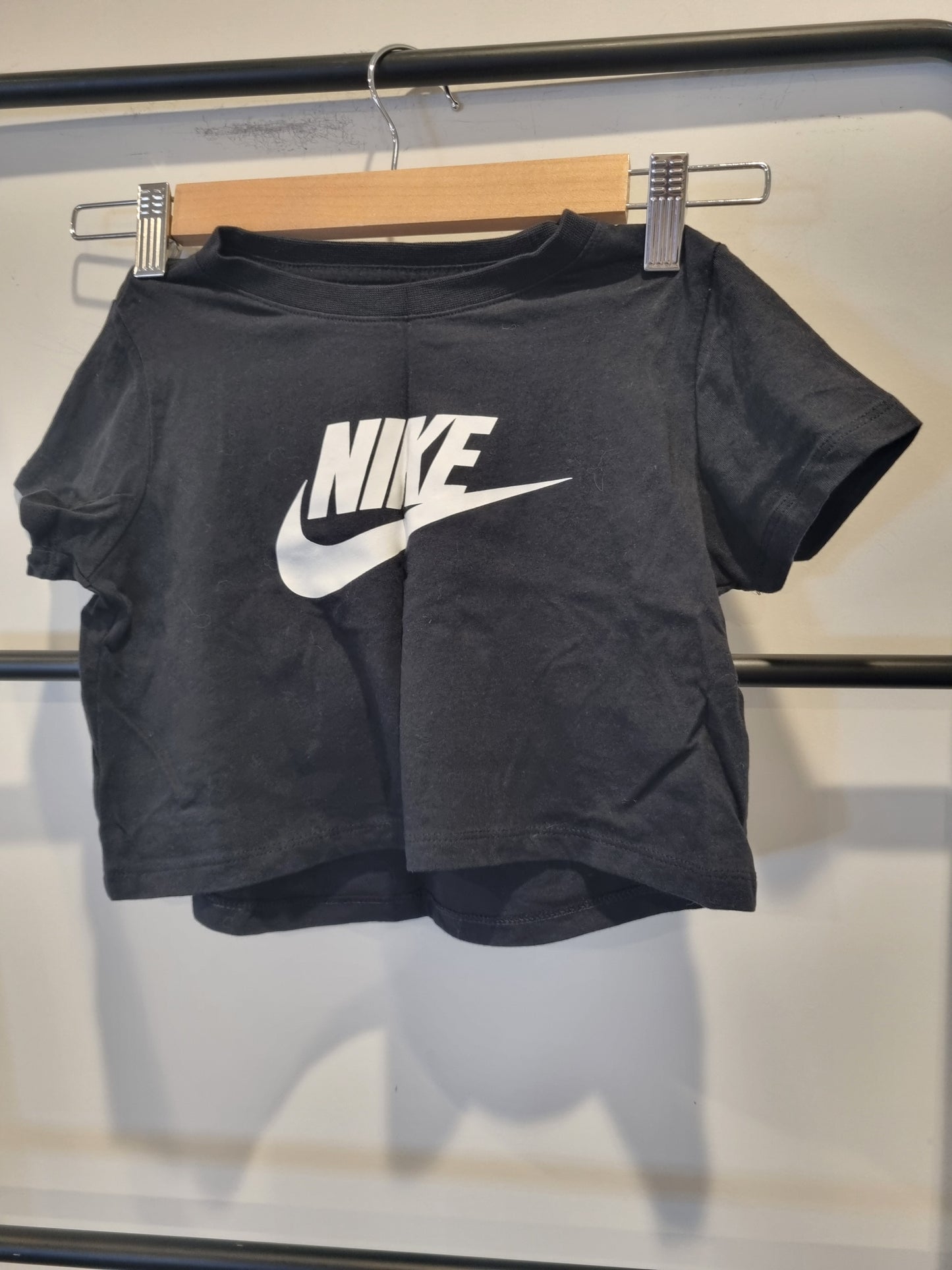Nike Crop Tee - Youth S (8-10)