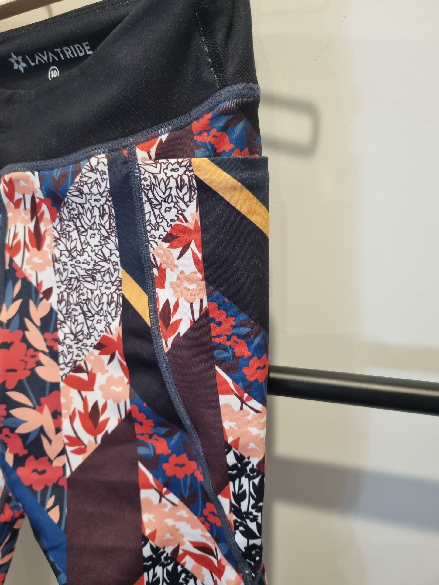 LavaTribe Leggings - Youth 10