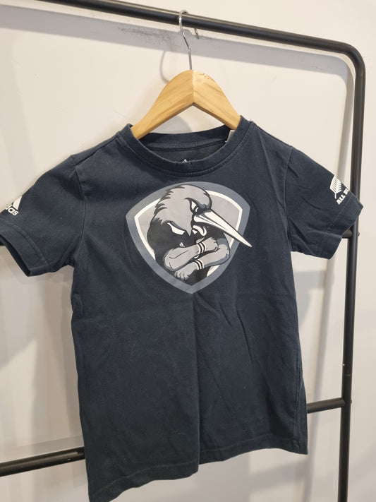 Addidas Tshirt - Youth 9-10
