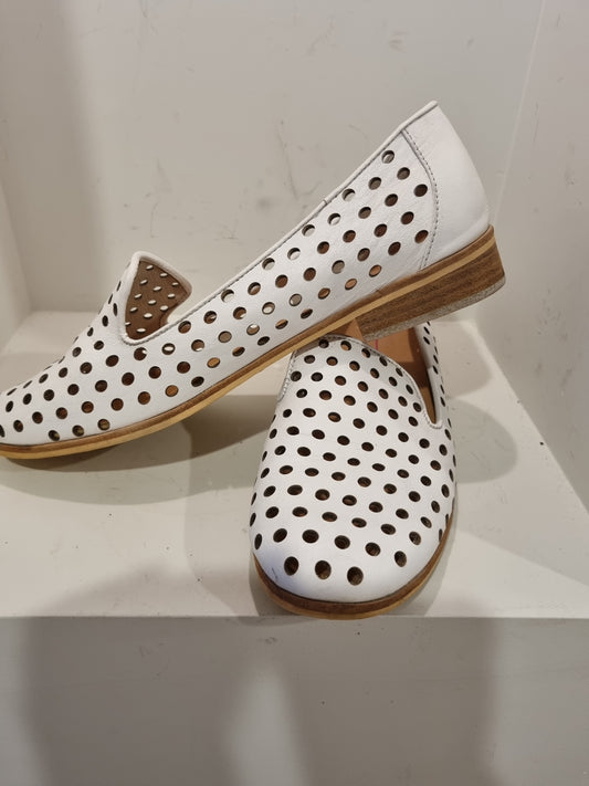 Mollini Flat Shoes - Size 40