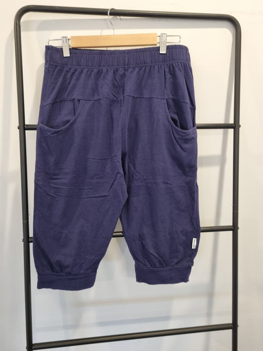 Home-lee Apartment Shorts - Size 10