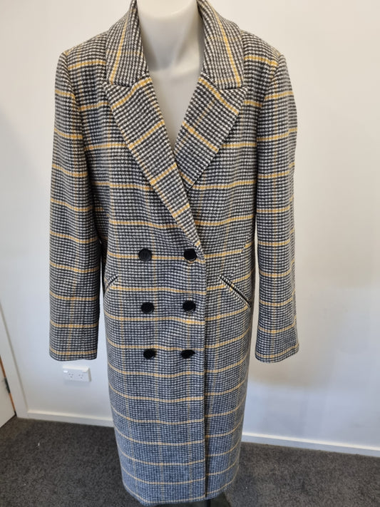 Decjuba Coat - Size 12