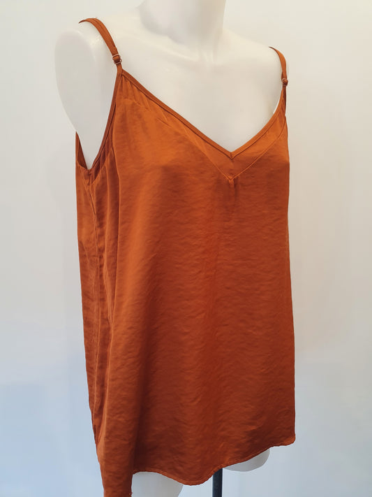 Drama The Label Singlet - Size 14