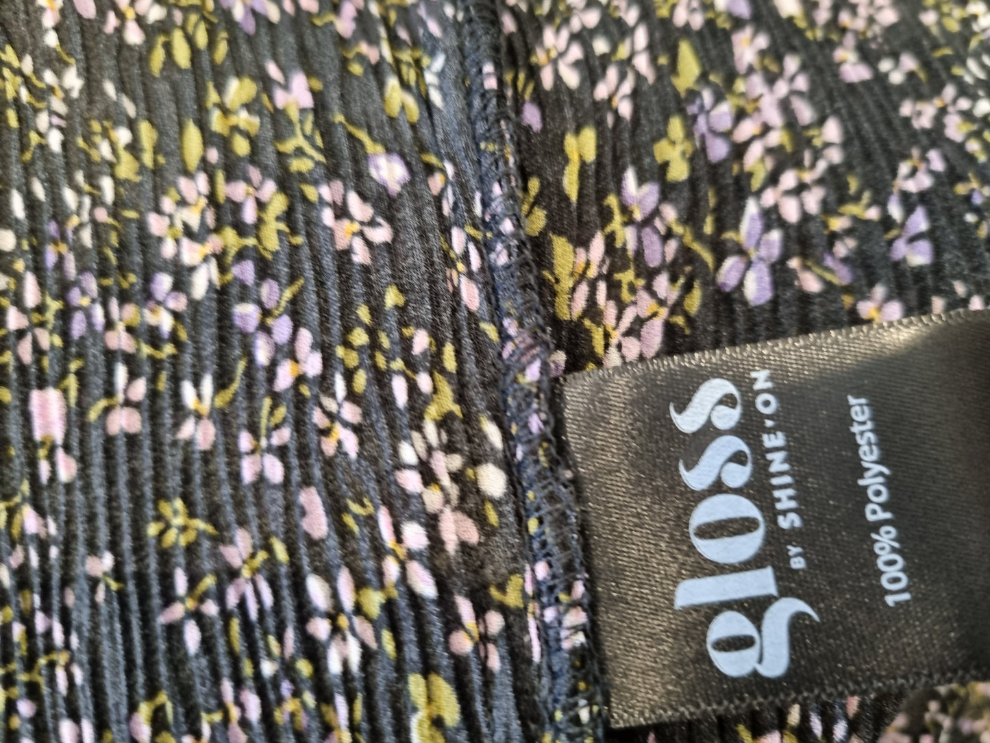 Gloss (by Shineon) Top - Size 18 (BNWT)
