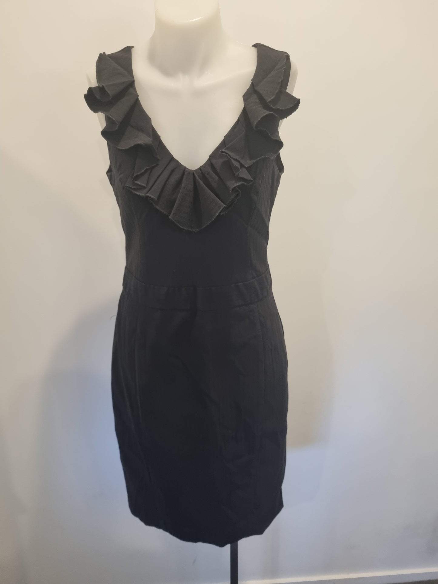 Cue dress - Size 10