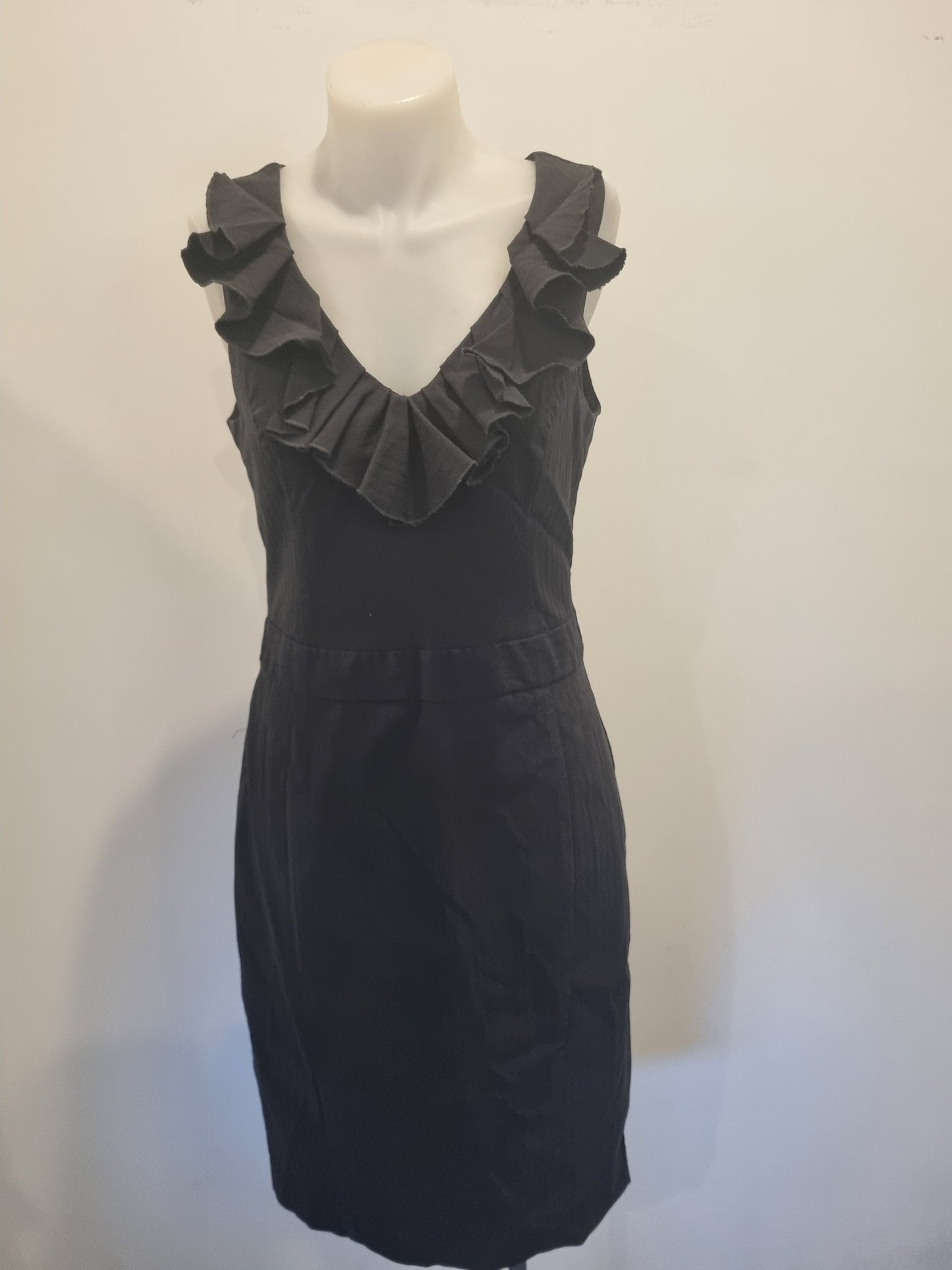 Cue dress - Size 10