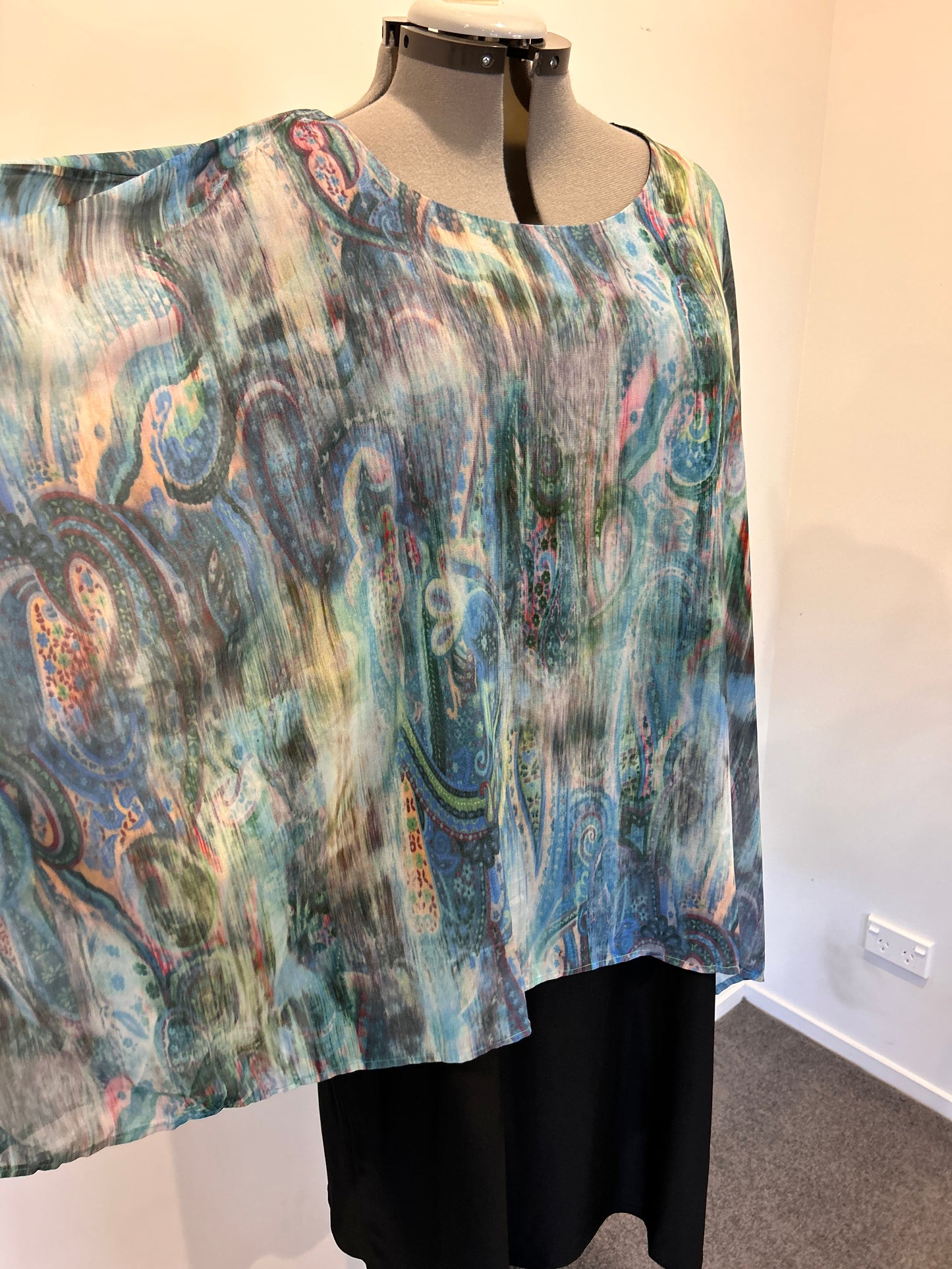 Sara Dress - Size 20