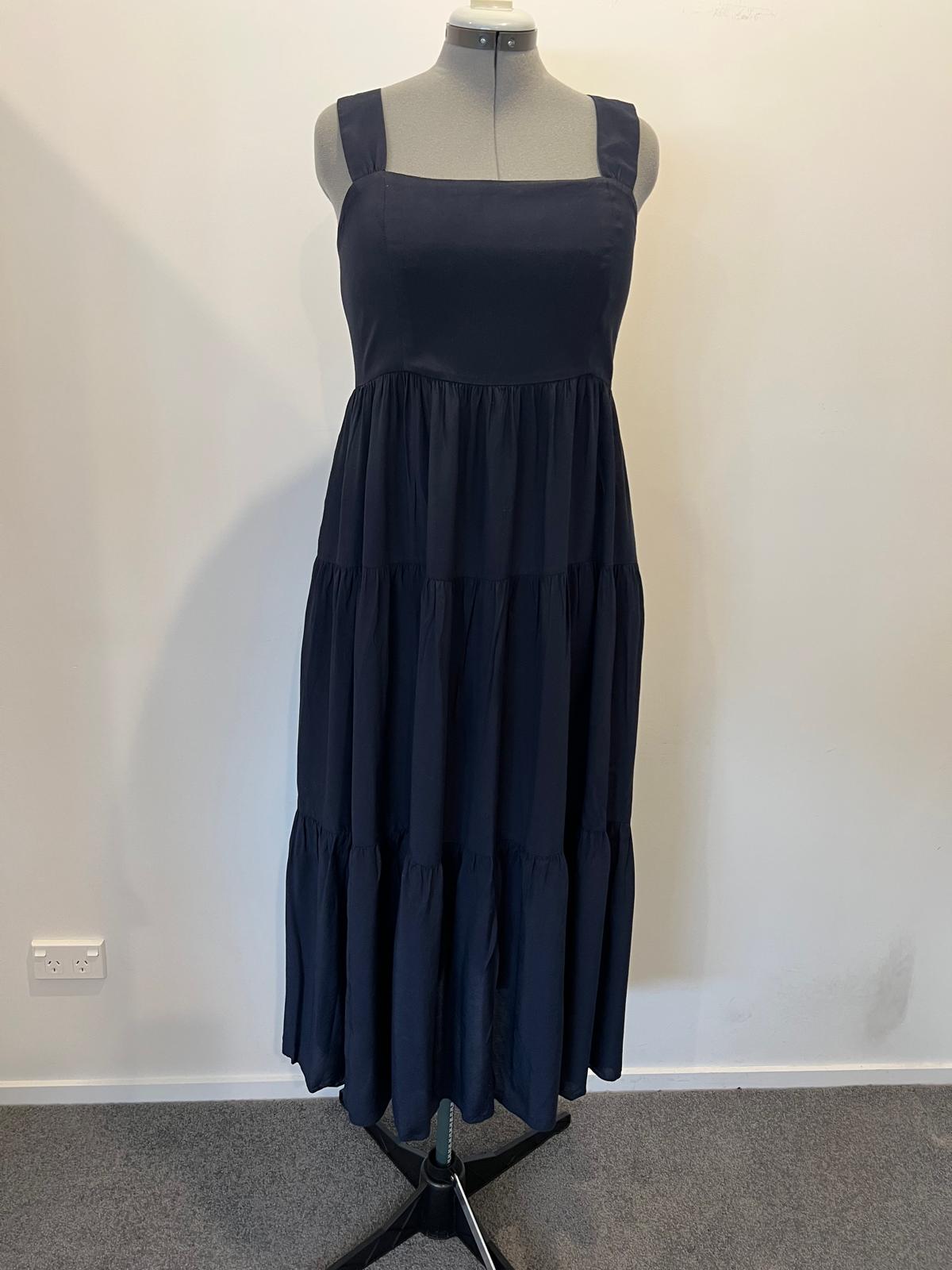 Unknown brand - Tiered Maxi Dress - Size 12