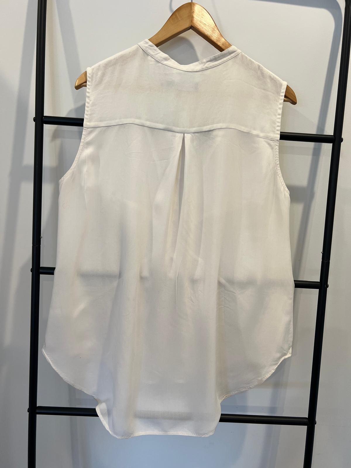 Obi Sleeveless shirt - Size 16