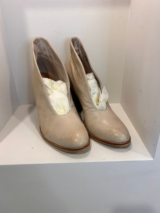 Silent D Boots - Size 41