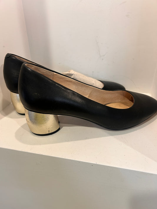Isabella Anselmi - Size 41