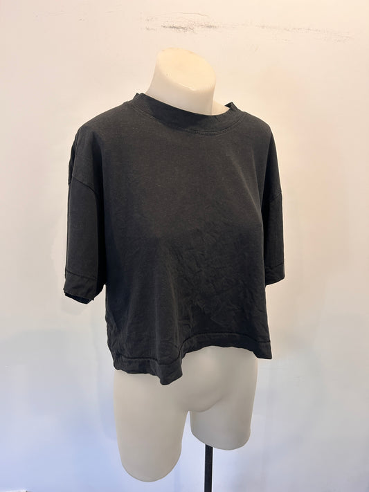 Commoners Cropped TShirt - Size 6