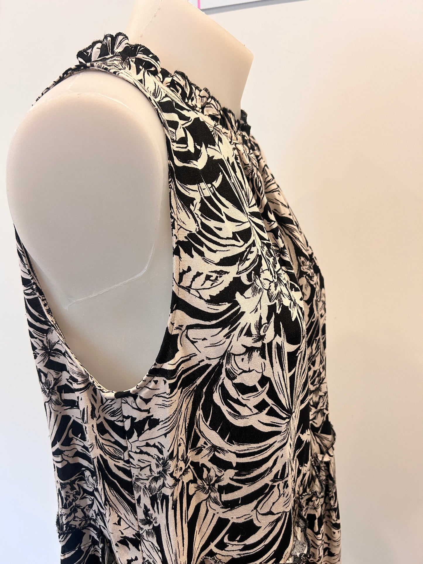 Decjuba Dress - Size M