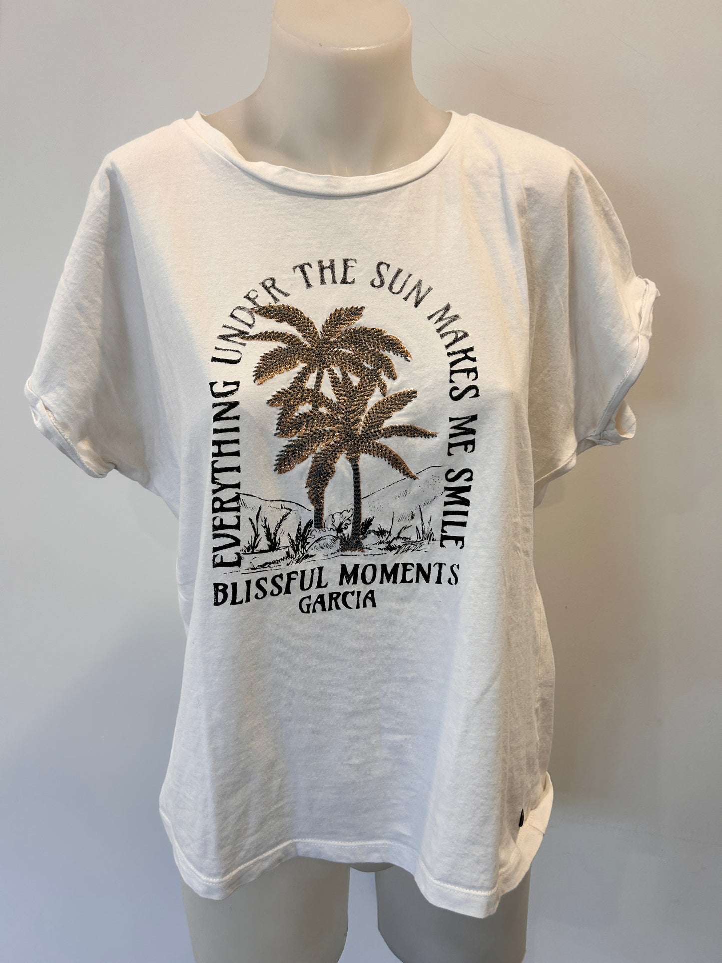 Garcia Tshirt - Size M