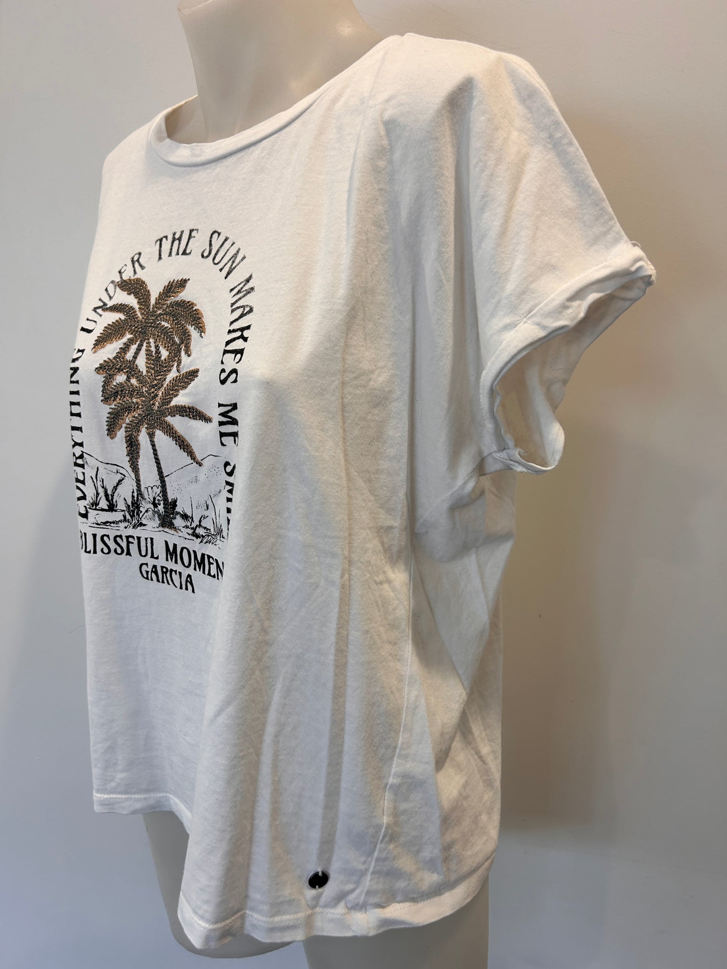 Garcia Tshirt - Size M
