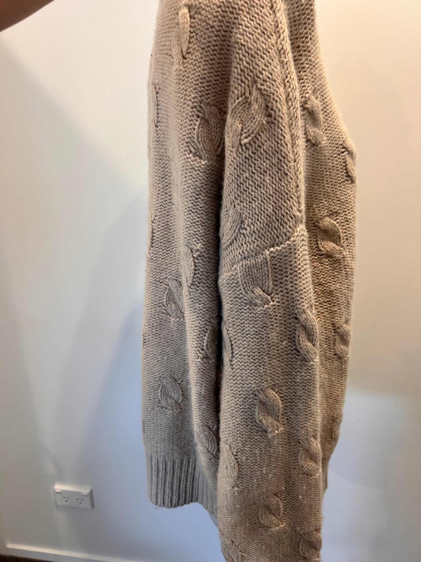 Max Knit Jumper - Size M
