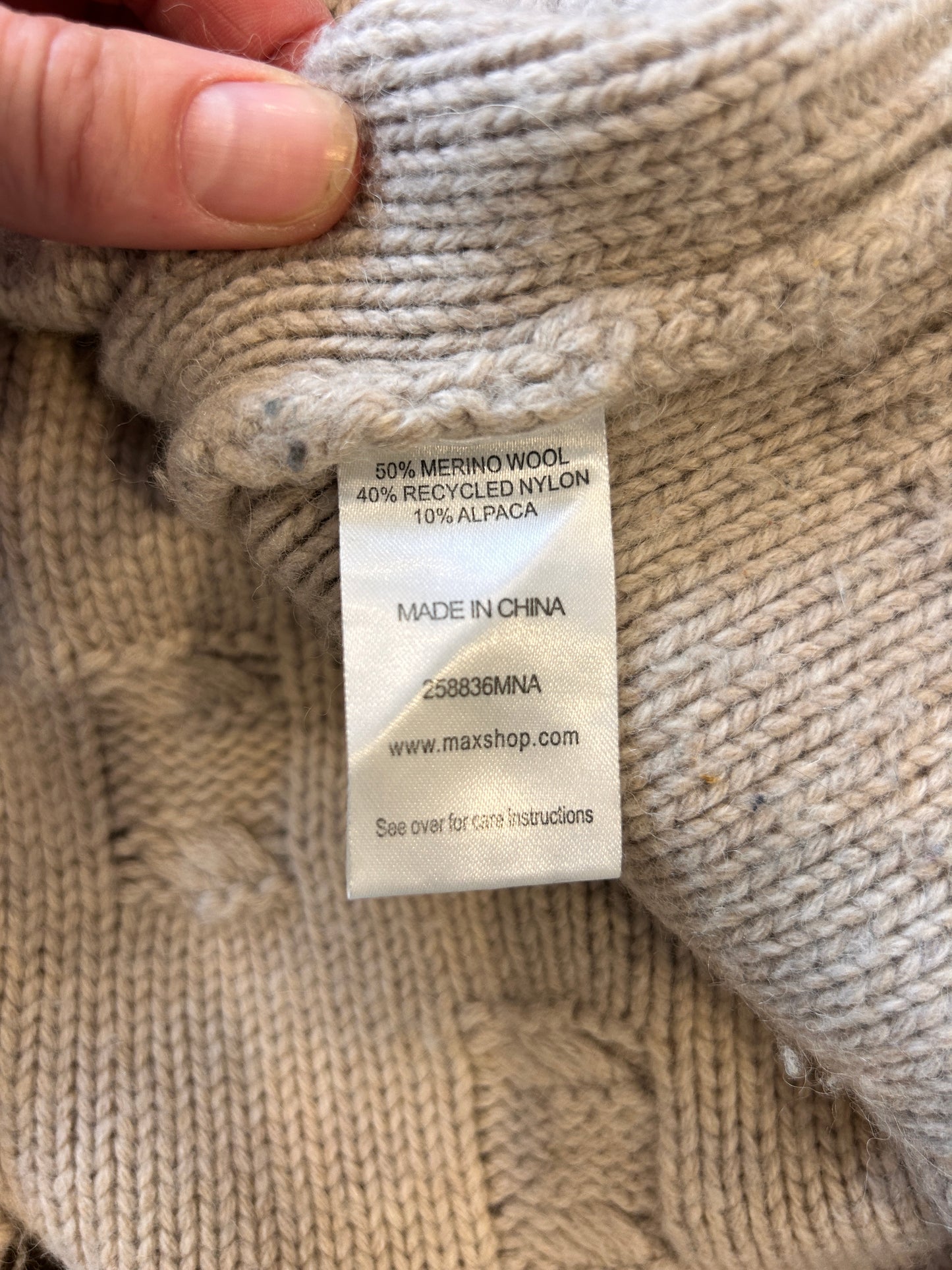 Max Knit Jumper - Size M
